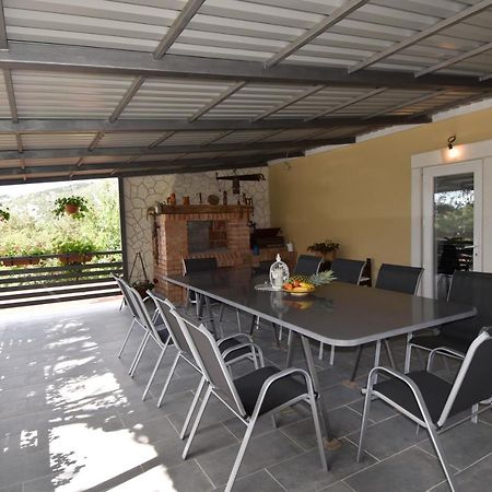 Vacation Home Vesna บริบีร์ ภายนอก รูปภาพ