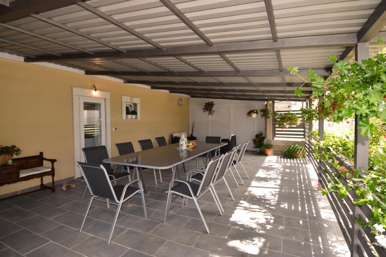 Vacation Home Vesna บริบีร์ ภายนอก รูปภาพ
