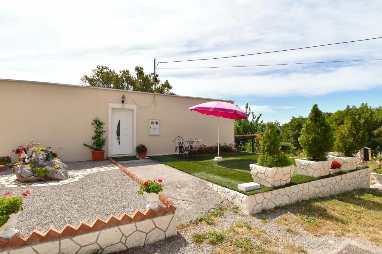 Vacation Home Vesna บริบีร์ ภายนอก รูปภาพ