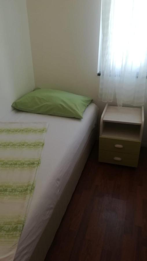 Vacation Home Vesna บริบีร์ ภายนอก รูปภาพ